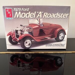 1929 Model "A" Roadster Model Kit New in Box -- Vintage